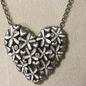 Brighton necklace white enameled flowers;hearts